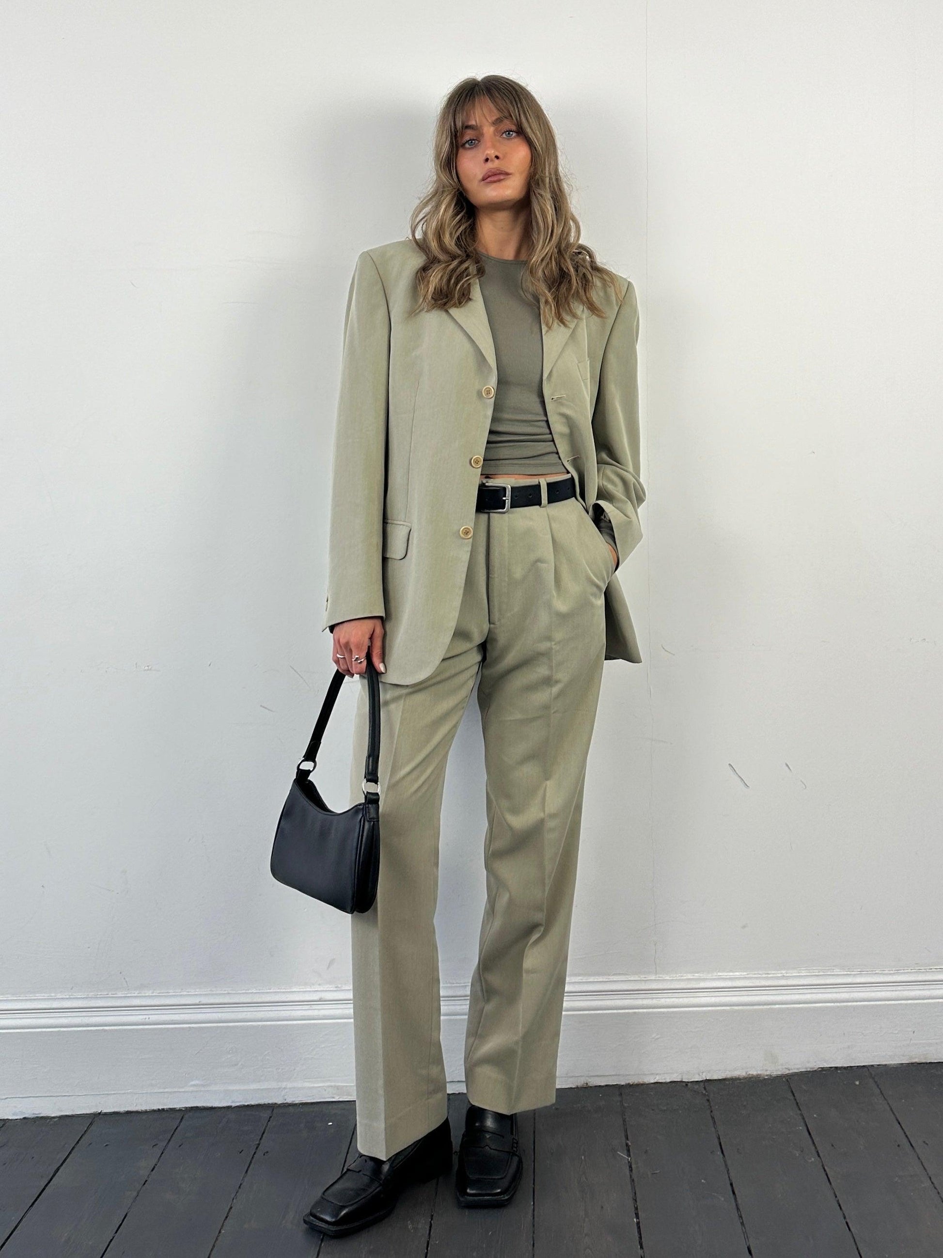 Vintage Relaxed Suit - 38/W31 - Known Source