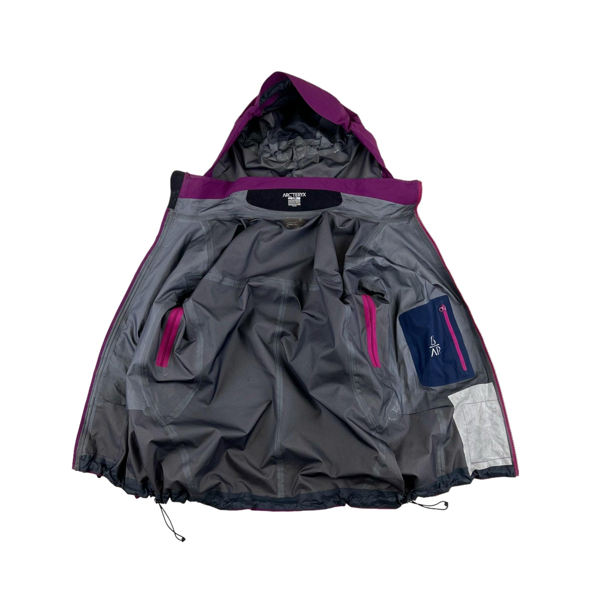 Womens Arc'teryx Beta AR (L) - Known Source